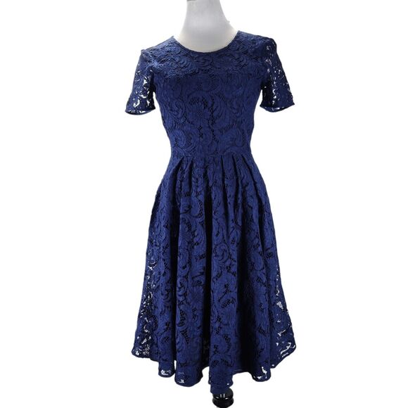 Burberry Lace Fit and Flare Dress Size 2 Blue Pleated Skirt Pockets Short Sleeve - Picture 1 of 16